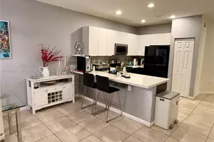10233 NW 89th Terrace, Doral, FL 33178 - Photo 8