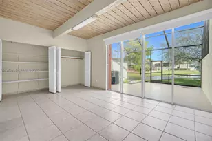 7601 SW 105th Ave, Miami, FL 33173 - Photo 4
