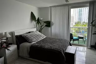 19201 Collins Ave, Sunny Isles Beach, FL 33160 - Photo 12