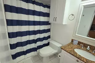 19201 Collins Ave, Sunny Isles Beach, FL 33160 - Photo 22