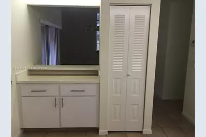 331 Ives Dairy Rd #331-10, Miami, FL 33179 - Photo 10