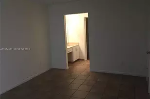 331 Ives Dairy Rd, Miami, FL 33179 - Photo 8