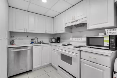 17530 NW 68th Ave #C2003, Hialeah, FL 33015 - Photo 14