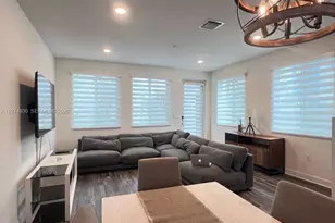 10229 NW 64th Terrace, Doral, FL 33178 - Photo 2