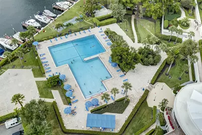 2500 Parkview Dr #1914, Hallandale Beach, FL 33009 - Photo 20