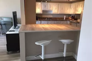 1800 Collins Ave, Miami Beach, FL 33139 - Photo 10