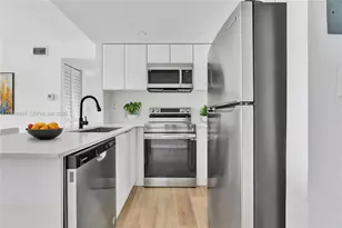 620 SW 10th St, Miami, FL 33130 - Photo 2