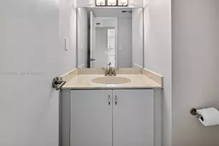 18151 NE 31st Ct, Aventura, FL 33160 - Photo 12