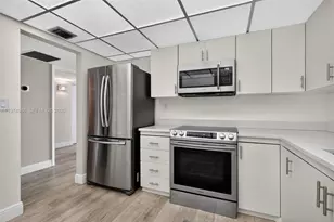 18151 NE 31st Ct, Aventura, FL 33160 - Photo 8