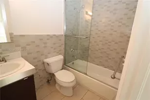 6835 Rue Versailles, Miami Beach, FL 33141 - Photo 10