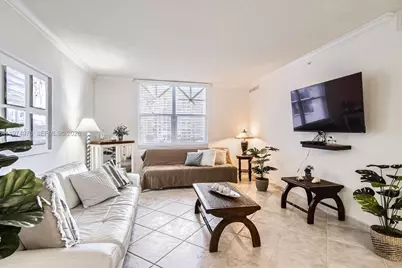 2501 S Ocean Dr #633 (AVAILABLE APRIL), Hollywood, FL 33019 - Photo 2