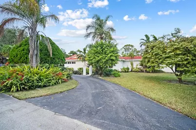 8265 SW 145th St, Palmetto Bay, FL 33158 - Photo 36
