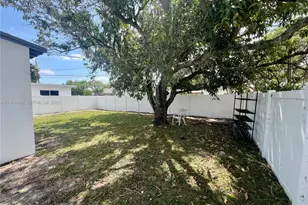 1710 Arthur St, Hollywood, FL 33020 - Photo 12