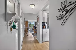 7145 N Huntington Ln, Delray Beach, FL 33446 - Photo 6