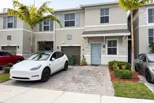 1842 SE 7th Ter, Homestead, FL 33034 - Photo 2