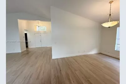 622 Carrington Ln #622, Weston, FL 33326 - Photo 14