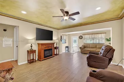 2543 Liberty St, Hollywood, FL 33020 - Photo 14