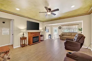 2543 Liberty St, Hollywood, FL 33020 - Photo 14