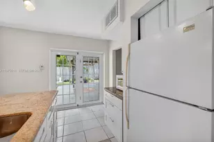 2543 Liberty St, Hollywood, FL 33020 - Photo 8