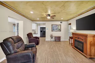 2543 Liberty St, Hollywood, FL 33020 - Photo 4