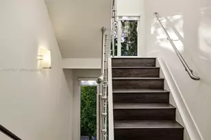 6671 NW 105th Pl, Doral, FL 33178 - Photo 16