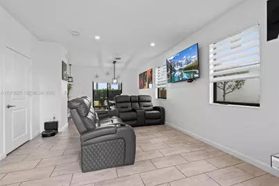 11310 SW 254th Ter, Homestead, FL 33032 - Photo 10