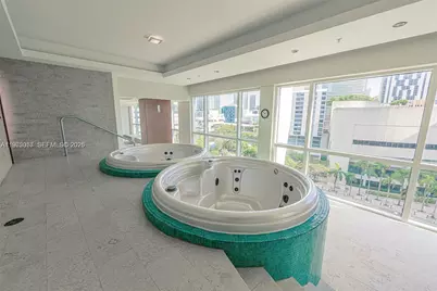 31 SE 5th St #4121, Miami, FL 33131 - Photo 24