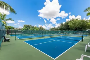 1000 SW 125th Ave, Pembroke Pines, FL 33027 - Photo 34