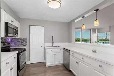 16558 NE 26th Ave #2G, North Miami Beach, FL 33160 - Photo 14