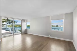 16558 NE 26th Ave, North Miami Beach, FL 33160 - Photo 20