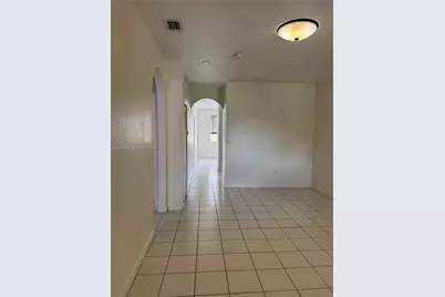 17660 NW 73rd Ave #206-3, Hialeah, FL 33015 - Photo 4