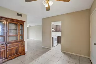 4731 NW 10th Ct, Plantation, FL 33313 - Photo 4