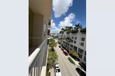 2001 Biscayne Blvd #2402, Miami, FL 33137 - Photo 16