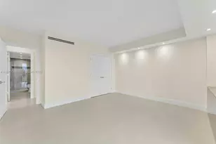 19355 Turnberry Way, Aventura, FL 33180 - Photo 16