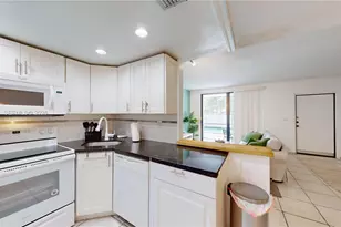 2345 NE 135th St, North Miami, FL 33181 - Photo 8