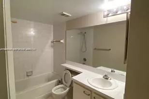 7630 Westwood Dr, Tamarac, FL 33321 - Photo 16