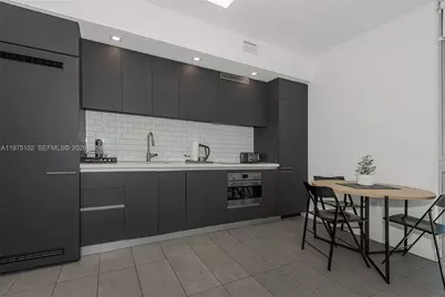 227 NE 2nd St #2206, Miami, FL 33132 - Photo 24