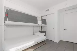 227 NE 2nd St, Miami, FL 33132 - Photo 20