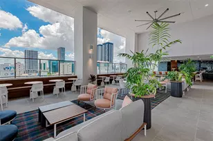 227 NE 2nd St, Miami, FL 33132 - Photo 2
