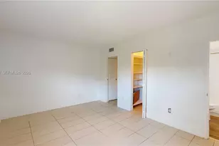 2345 NE 135th St, North Miami, FL 33181 - Photo 8