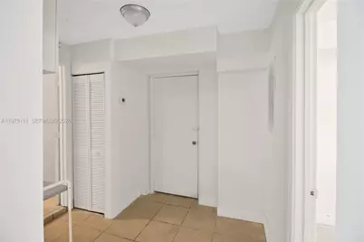 1160 W 26 Th  Ct, Riviera Beach, FL 33404 - Photo 8