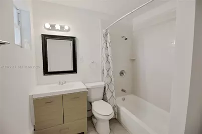 1160 W 26 Th  Ct, Riviera Beach, FL 33404 - Photo 12