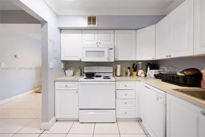 4848 NW 24th Ct #215, Lauderdale Lakes, FL 33313 - Photo 2