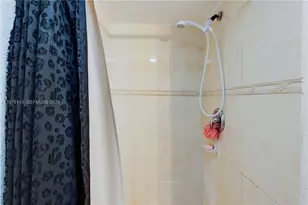 4848 NW 24th Ct, Lauderdale Lakes, FL 33313 - Photo 20