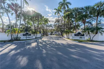 2445 SW 18th Ter #123, Fort Lauderdale, FL 33315 - Photo 28