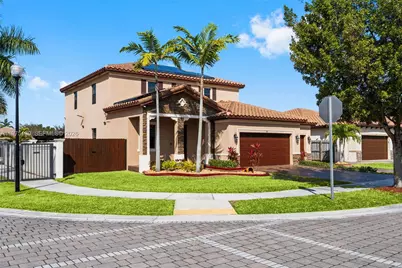160 SE 23rd Ter, Homestead, FL 33033 - Photo 1