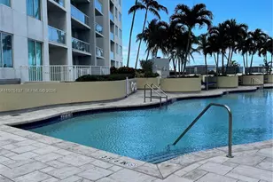 253 NE 2nd St, Miami, FL 33132 - Photo 20