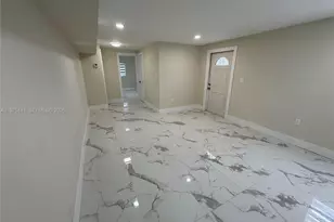 6324 E 6th Ave, Hialeah, FL 33013 - Photo 16