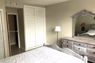 1408 Brickell Bay Dr, Miami, FL 33131 - Photo 22