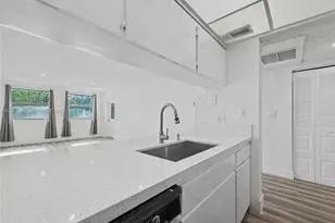 8120 Geneva Ct, Doral, FL 33166 - Photo 2